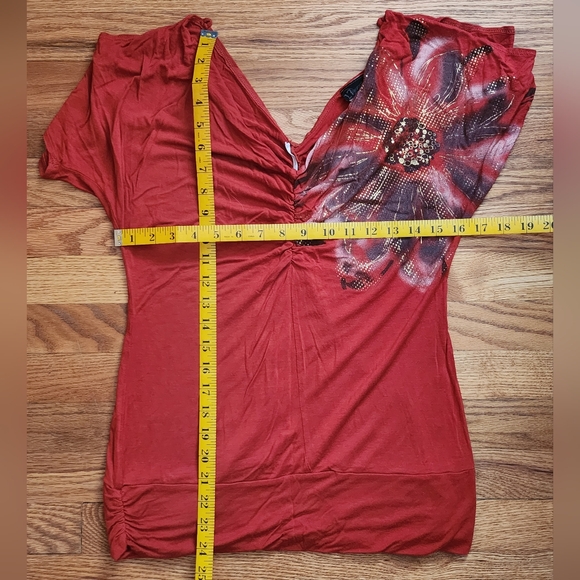 Cold Shoulder Top Size M - Picture 11 of 11